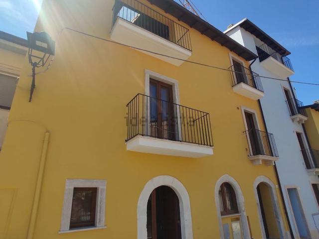 Casa in vendita a Pratola Peligna, Abruzzo