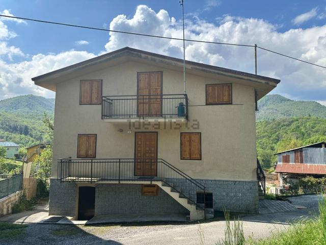 Casa in vendita a Piemonte, Cuneo