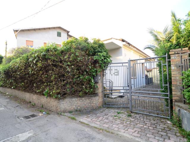 Casa in vendita a Pescara, Abruzzo