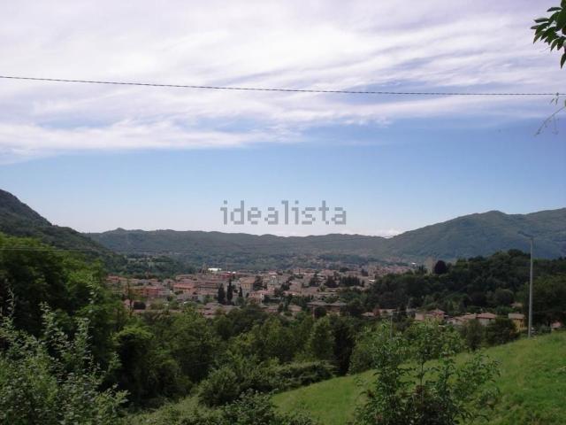 Casa in vendita a Caprino Bergamasco, Lombardia