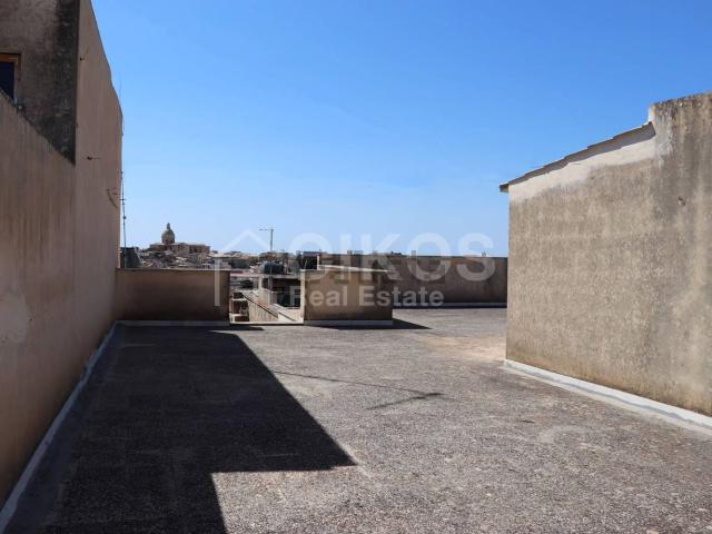 Casa in vendita a Noto, Sicilia
