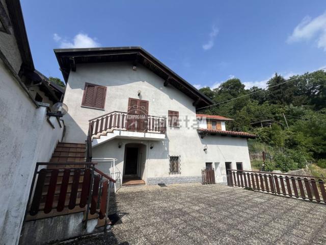 Casa in vendita a Foresta, Piemonte