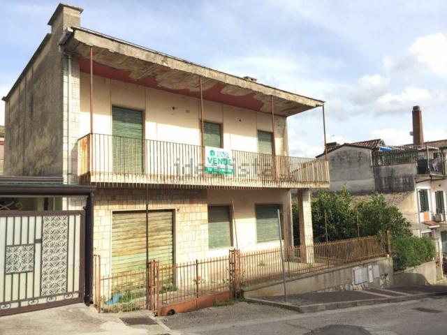 Casa in vendita a Piana Di Monte Verna, Campania