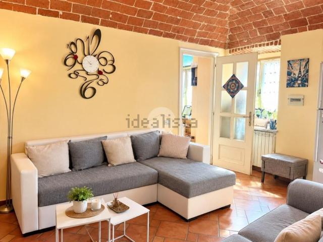 Casa in vendita a San Giacomo, Candelo
