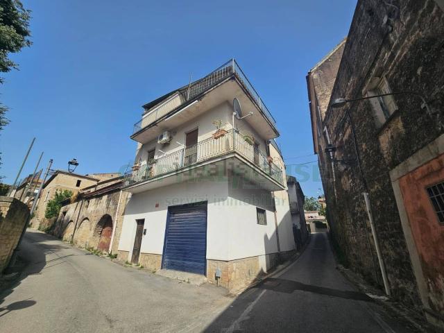 Casa in vendita a Pignataro Maggiore, Campania
