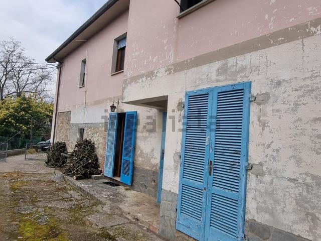 Casa in vendita a Pozzarello, Montevettolini