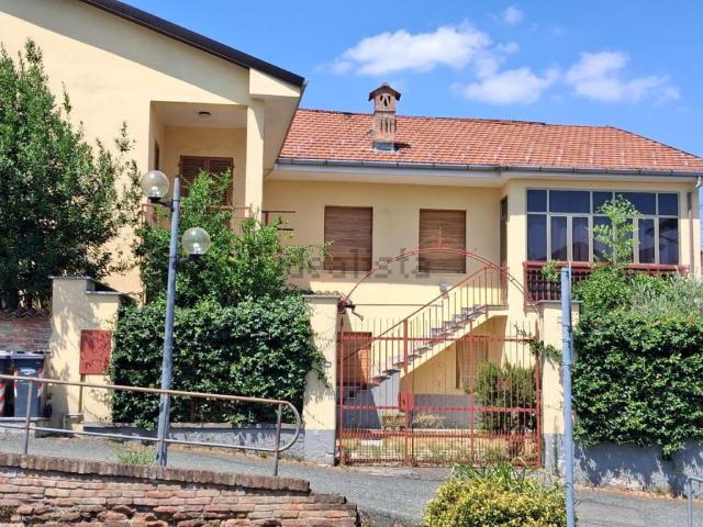 Casa in vendita a Capriata d'Orba, Alessandria