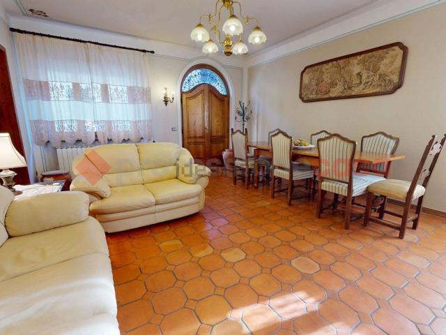 Casa in vendita a Unione Comuni Garfagnana, Molazzana