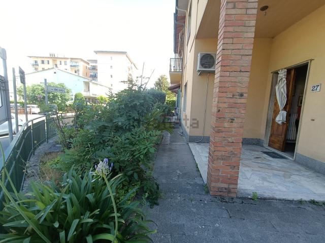 Casa in vendita a Signa, Toscana