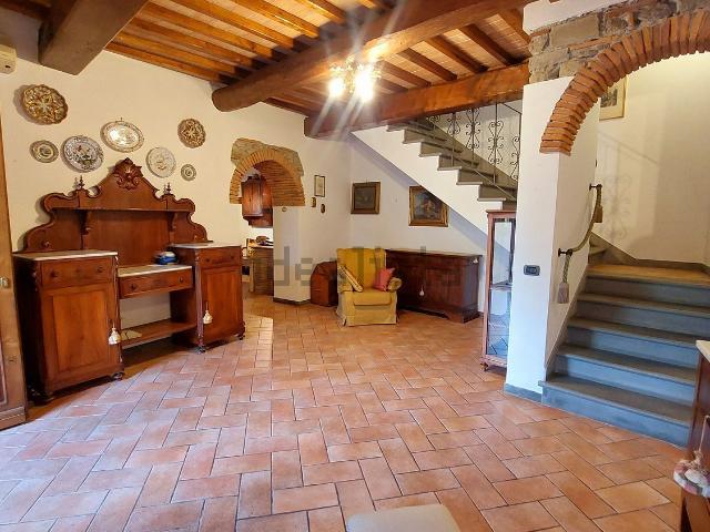 Casa in vendita a Montale Alto, Montale