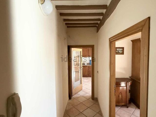 Casa in vendita a Gualdo Tadino, Umbria