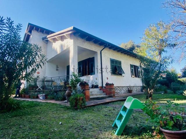 Casa in vendita a Partaccia, Marina Di Massa