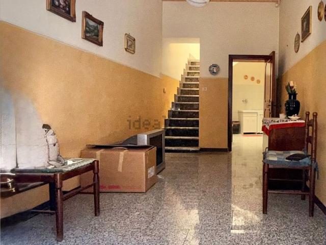 Casa in vendita a Paternò, Sicilia