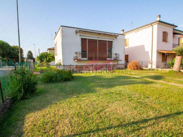 Casa in vendita a Castelmassa, Veneto