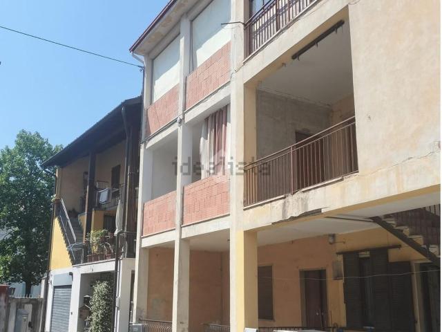 Casa in vendita a Pontirolo Nuovo, Lombardia