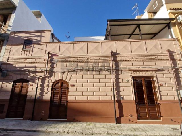 Casa in vendita a Terrasini, Sicilia