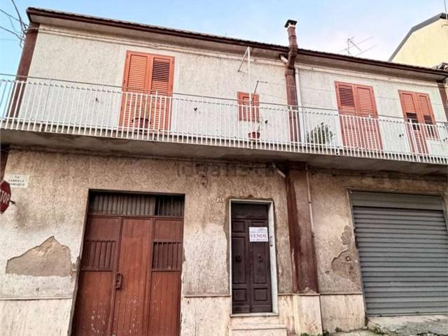 Casa in vendita a Rione Dalmazia, Mussomeli