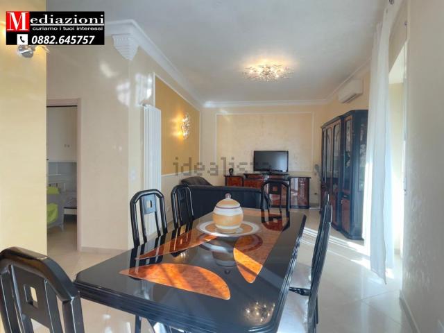 Casa in vendita a Apricena, Foggia