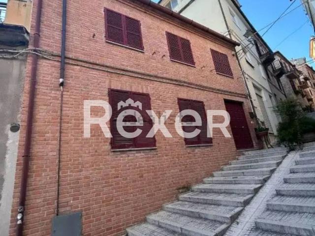 Casa in vendita a Potenza Picena, Macerata