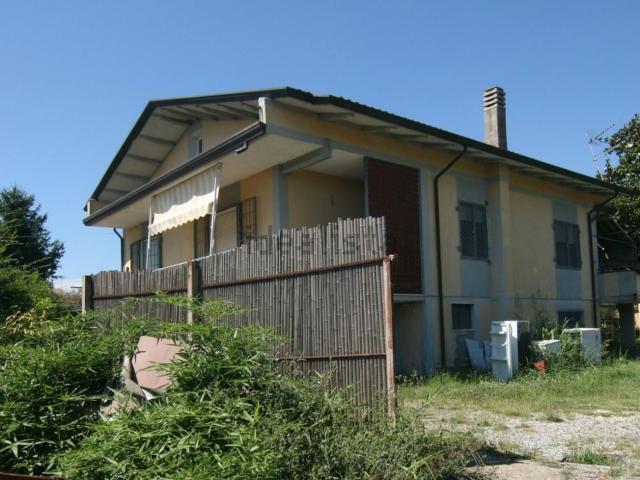 Casa in vendita a Carrara, Toscana