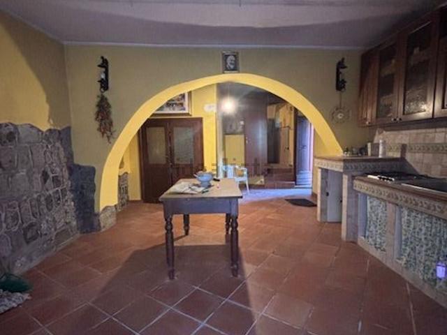 Casa in vendita a Montefiascone, Lazio