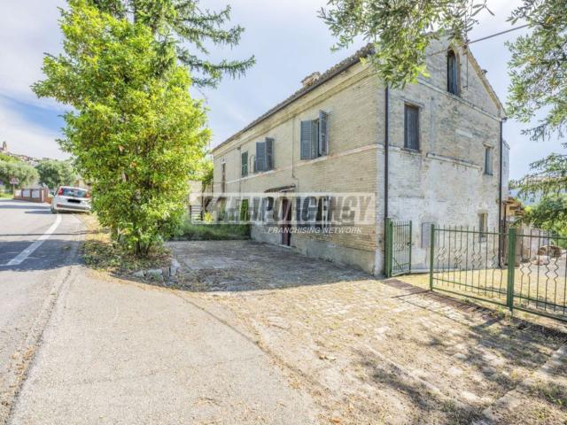 Casa in vendita a Corridonia, Macerata