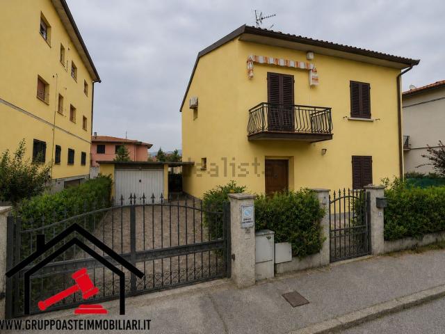 Casa in vendita a Lo Sperone, Pistoia