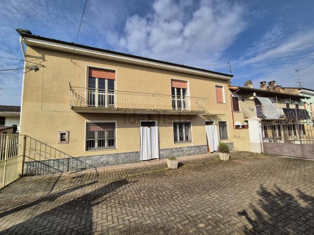 Casa in vendita a Piemonte, Alessandria