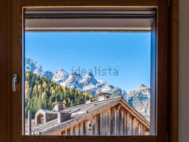 Casa in vendita a Val di Zoldo, Pecol