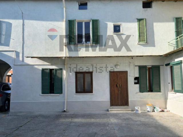 Casa in vendita a Castiglione D'adda, Lombardia