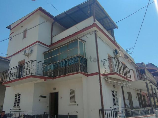 Casa in vendita a Calabria, Reggio Calabria