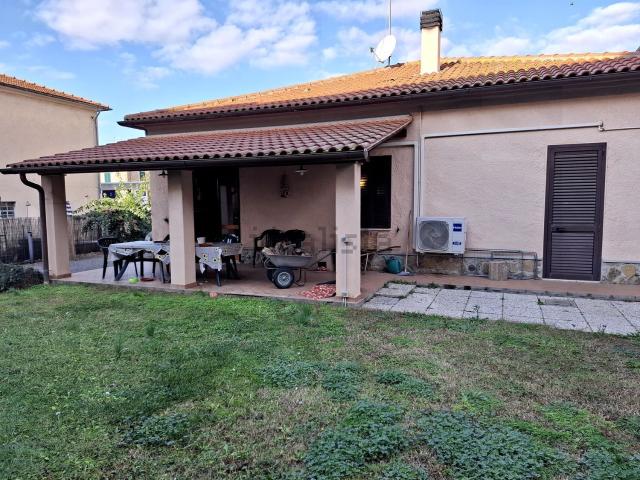 Casa in vendita a Orbetello, Toscana