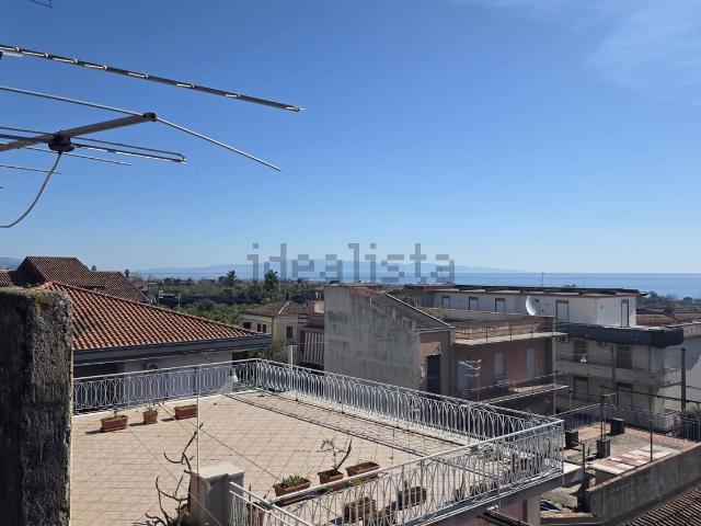 Casa in vendita a Carruba, Riposto