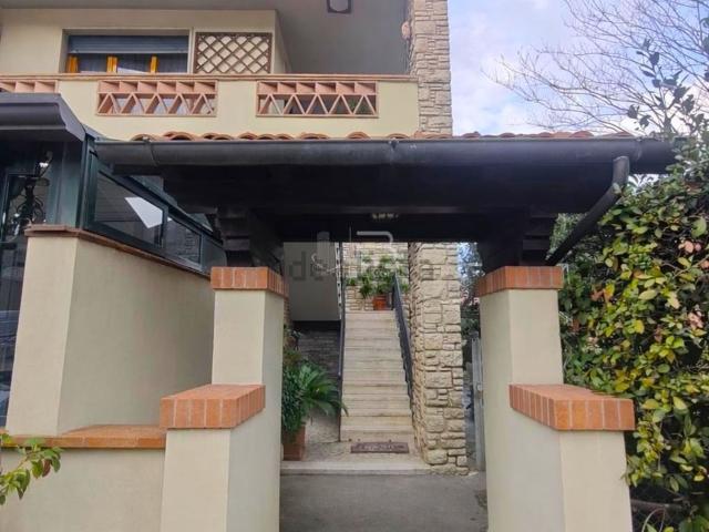 Casa in vendita a Tonfano, Toscana