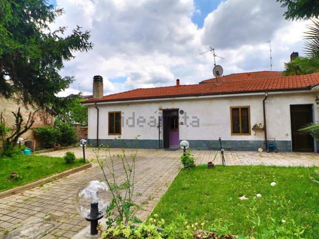 Casa in vendita a Oltresempione, Legnano
