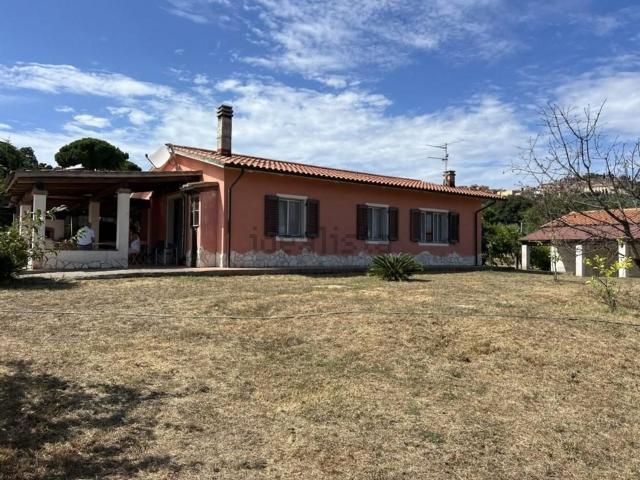 Casa in vendita a Campiglia Marittima, Toscana