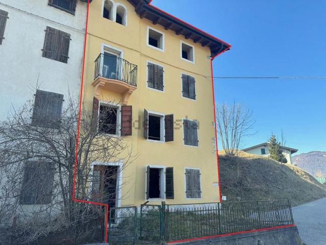 Casa in vendita a Enego, Veneto