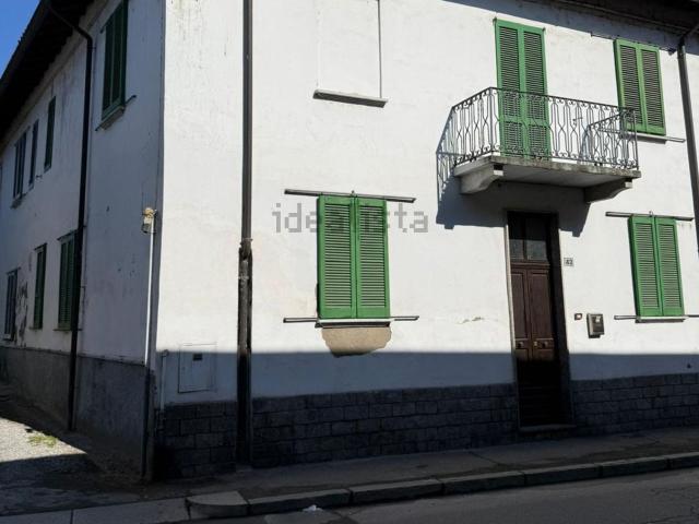 Casa in vendita a Dorno, Lombardia
