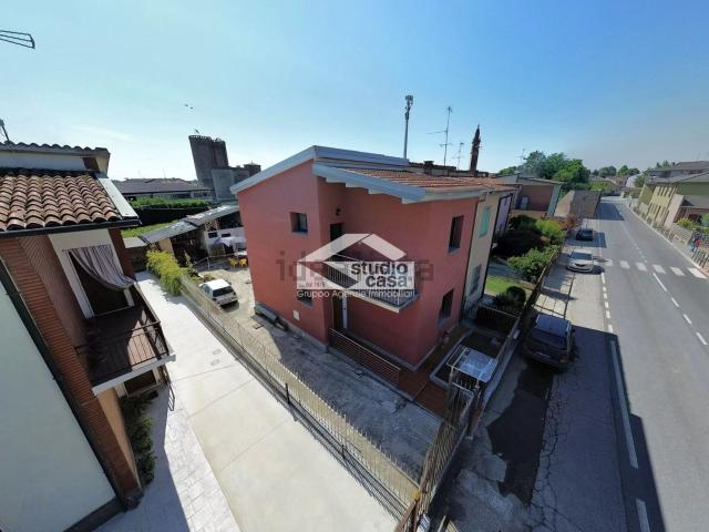 Casa in vendita a Trigolo, Lombardia