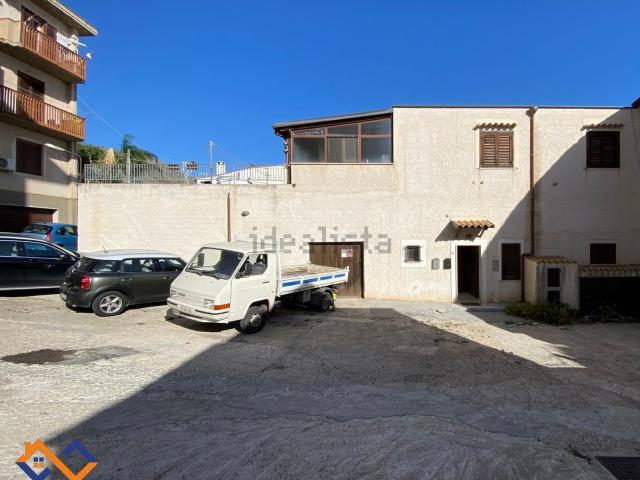 Casa in vendita a Castellammare Del Golfo, Sicilia