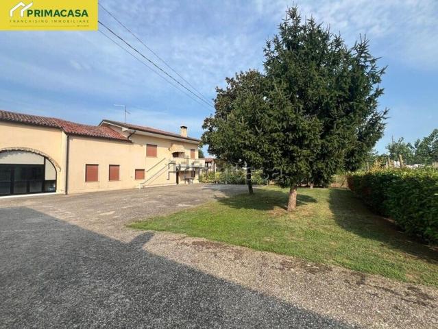 Casa in vendita a Pressana, Verona