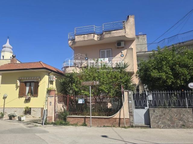 Casa in vendita a Casamarciano, Campania