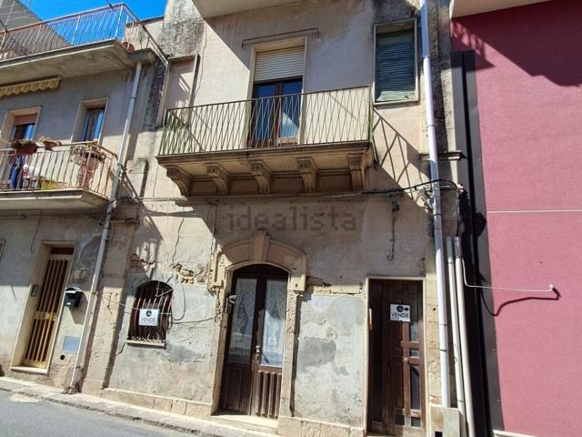 Casa in vendita a Palazzolo Acreide, Sicilia