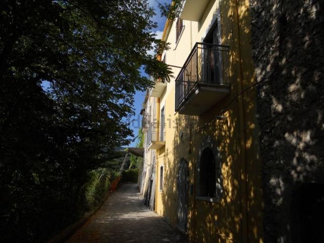 Casa in vendita a Sepino, Molise