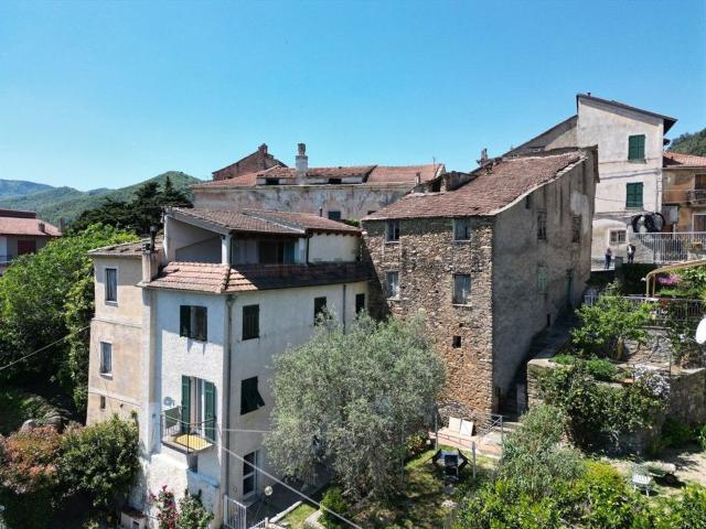 Casa in vendita a Casanova Lerrone, Liguria