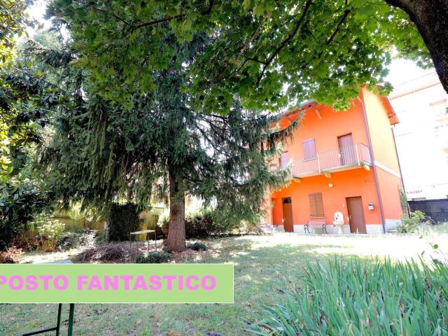 Casa in vendita a Busto Arsizio, Lombardia