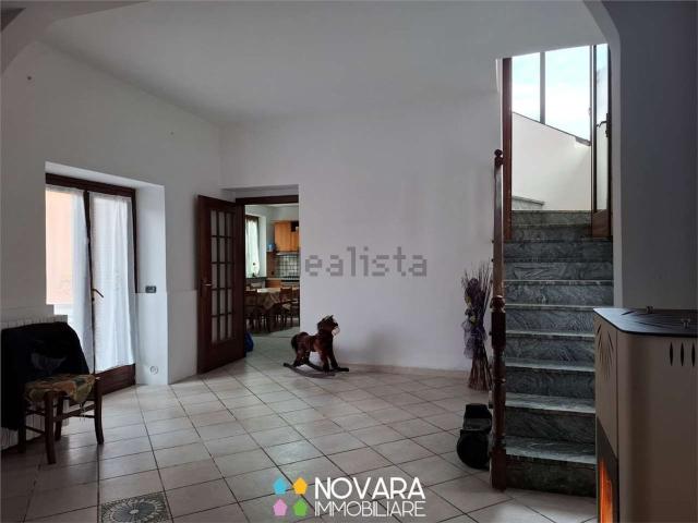 Casa in vendita a Piemonte, Novara