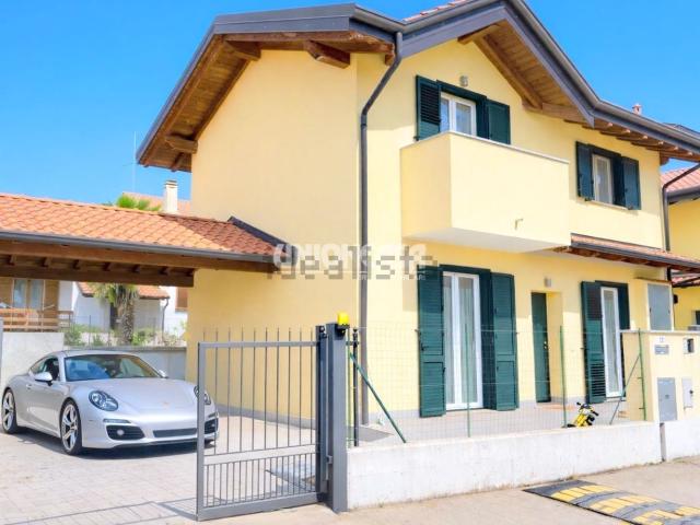 Casa in vendita a Beregazzo Con Figliaro, Lombardia