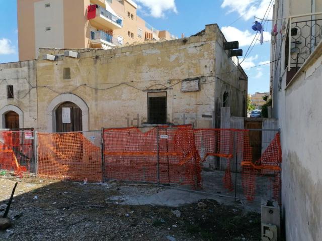 Casa in vendita a Puglia, Barletta-andria-trani