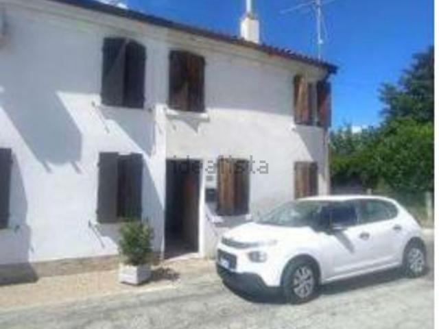 Casa in vendita a Rovigo, Veneto